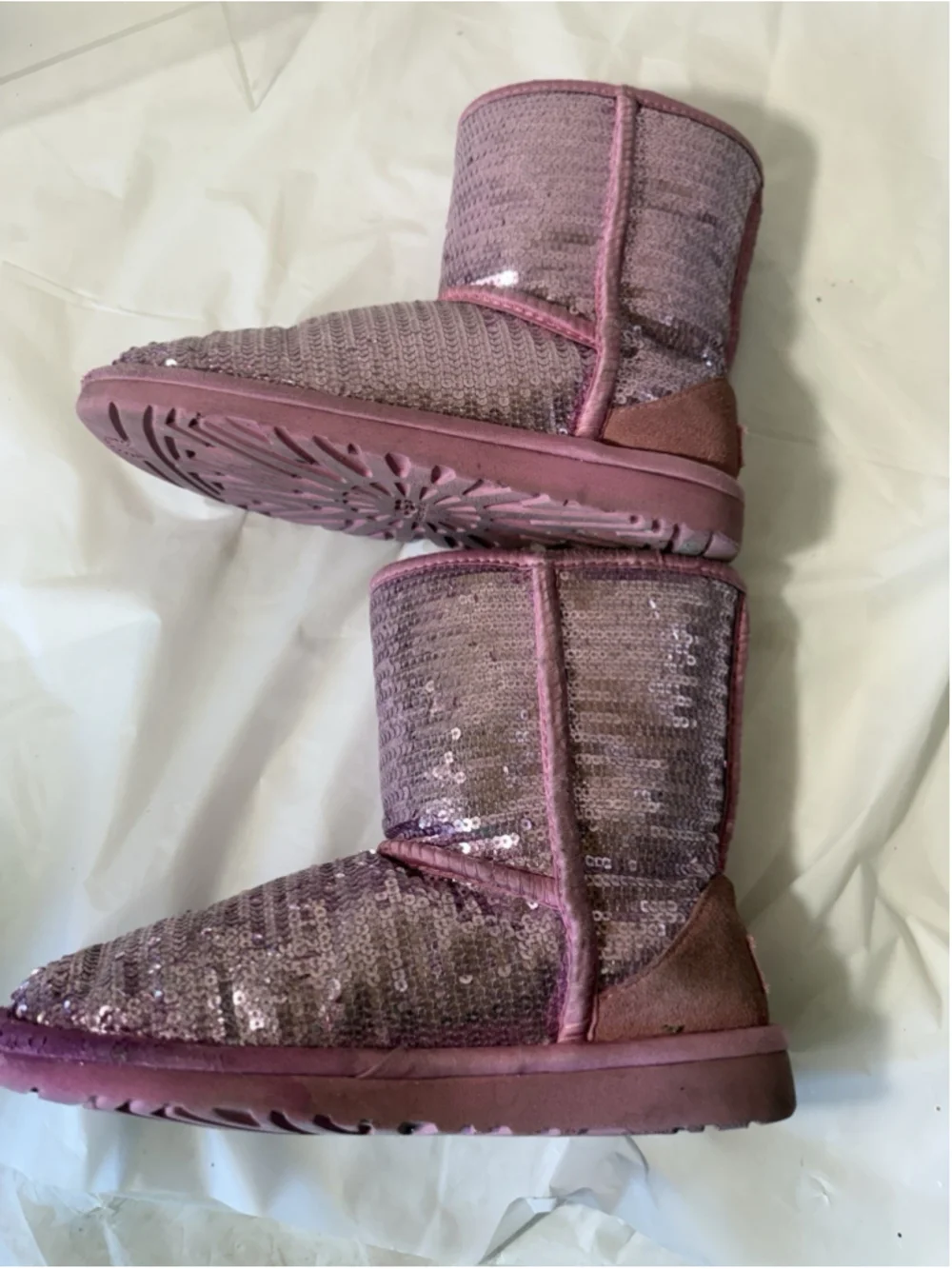 GIRLS UGG AUSTRALIA PINK SEQUIN WINTER BOOTS SHEEPSKIN LINED SPARKLE US 3/UK 2